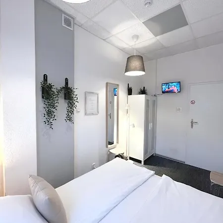 Hotel Keja *
